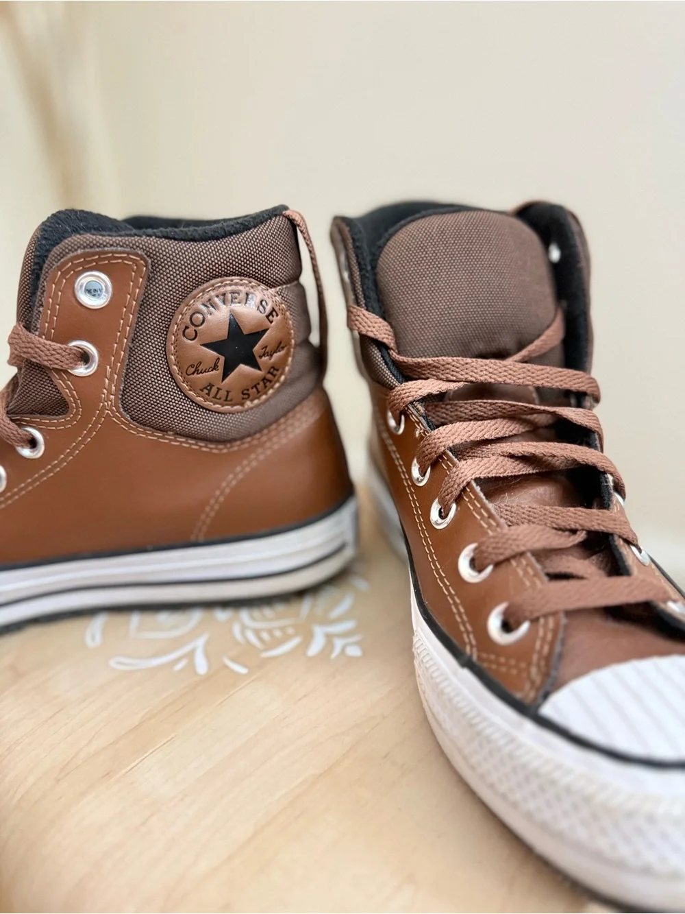 🌾 Converse High-Top Water Resistant Sneakers‎ in Brown